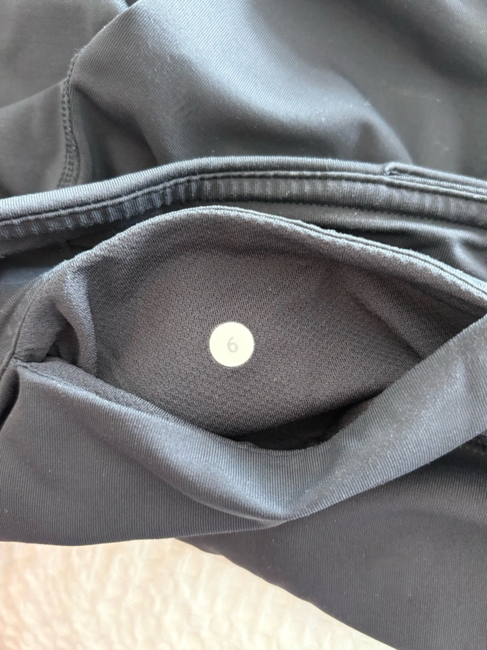 Lululemon Inspire Tight II Mesh Leggings Black Size 6 Luxtreme Zip Pocket - Picture 12 of 16